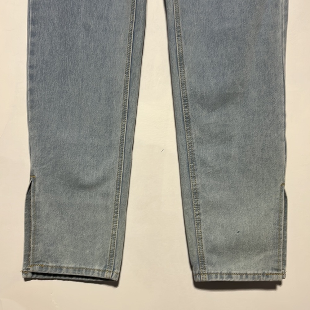 NEW Boohoo Light Blue High Waist Split Hem Denim Jeans Size 8 - Picture 4 of 12